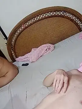 Snapshot of Milfvalesk chatting on January 5, 7:07 am Milfvalesk online show from January 5, 7:07 am