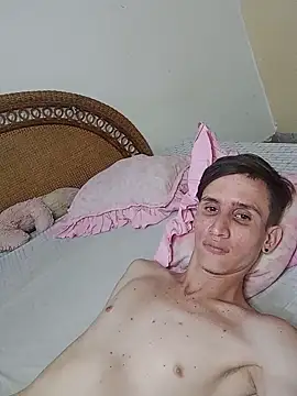 Snapshot of Milfvalesk chatting on January 6, 6:03 am Milfvalesk online show from January 6, 6:03 am