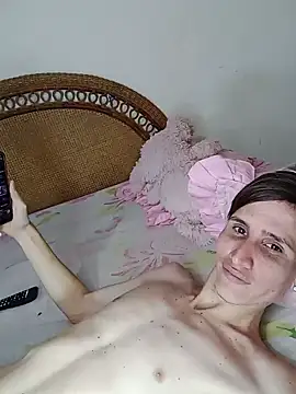 Snapshot of Milfvalesk chatting on January 10, 7:32 pm Milfvalesk online show from January 10, 7:32 pm