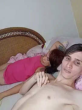 Snapshot of Milfvalesk chatting on January 12, 2:45 am Milfvalesk online show from January 12, 2:45 am