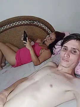 Snapshot of Milfvalesk chatting on January 13, 3:34 am Milfvalesk online show from January 13, 3:34 am