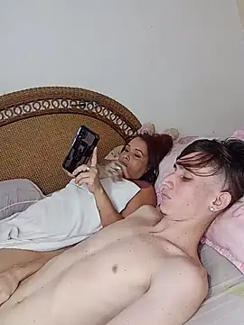 Snapshot of Milfvalesk chatting on January 16, 9:51 pm Milfvalesk online show from January 16, 9:51 pm