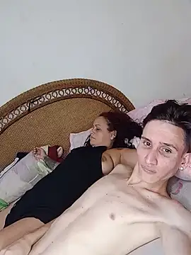 Snapshot of Milfvalesk chatting on January 23, 5:24 am Milfvalesk online show from January 23, 5:24 am