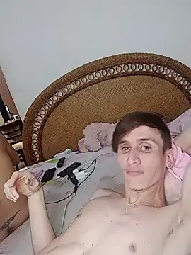 Snapshot of Milfvalesk chatting on February 20, 6:57 pm Milfvalesk online show from February 20, 6:57 pm