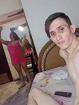 Snapshot of Milfvalesk chatting on February 20, 11:10 pm Milfvalesk online show from February 20, 11:10 pm