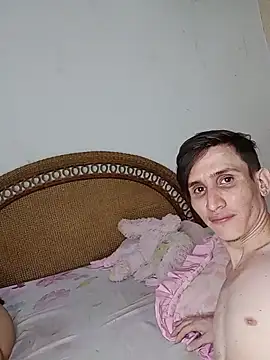 Snapshot of Milfvalesk chatting on February 21, 6:07 am Milfvalesk online show from February 21, 6:07 am