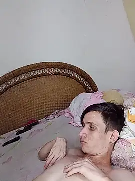 Snapshot of Milfvalesk chatting on February 27, 3:14 am Milfvalesk online show from February 27, 3:14 am