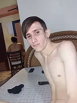 Snapshot of Milfvalesk chatting on March 1, 7:15 pm Milfvalesk online show from March 1, 7:15 pm