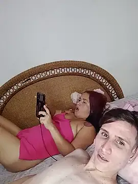 Snapshot of Milfvalesk chatting on March 13, 9:05 pm Milfvalesk online show from March 13, 9:05 pm