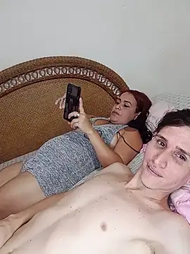 Snapshot of Milfvalesk chatting on March 16, 5:14 am Milfvalesk online show from March 16, 5:14 am