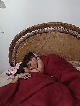 Snapshot of Milfvalesk chatting on September 14, 4:44 am Milfvalesk online show from September 14, 4:44 am