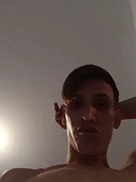 Snapshot of Milfvalesk chatting on September 18, 10:23 pm Milfvalesk online show from September 18, 10:23 pm