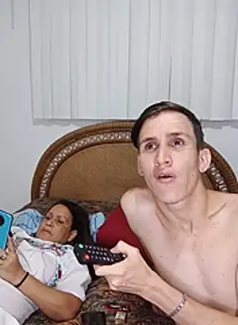 Snapshot of Milfvalesk chatting on October 16, 2:56 am Milfvalesk online show from October 16, 2:56 am