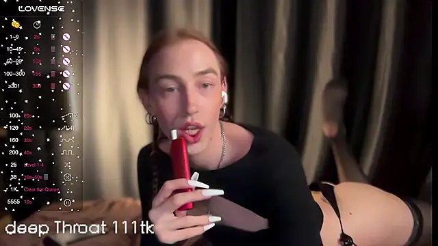 Avril Pearly  online show from January 18, 9:55 pm