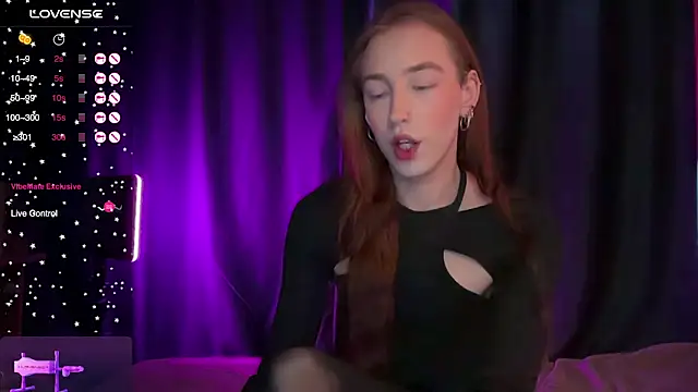 Avril Pearly  online show from January 7, 11:23 am