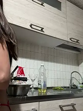 Snapshot of Melody_Ds chatting on December 19, 2:12 am Melody Ds online show from December 19, 2:12 am