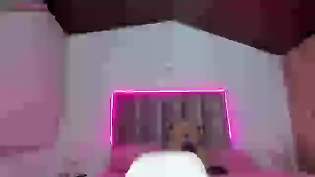 Snapshot of Melody_Ds chatting on December 27, 2:14 am Melody Ds online show from December 27, 2:14 am