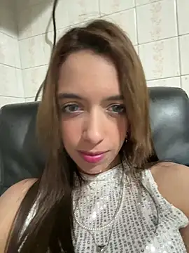 Snapshot of Melody_Ds chatting on January 1, 1:47 am Melody Ds online show from January 1, 1:47 am