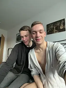 nickdtr online show from April 1, 1:41 pm