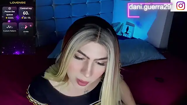 saskya online show from December 4, 3:49 am