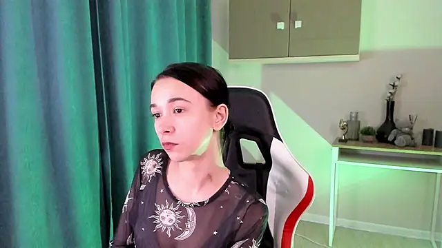 LilithStrangfor online show from December 16, 11:01 am