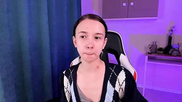 LilithStrangfor online show from December 17, 4:45 am