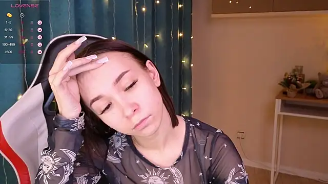 LilithStrangfor online show from December 30, 3:03 am