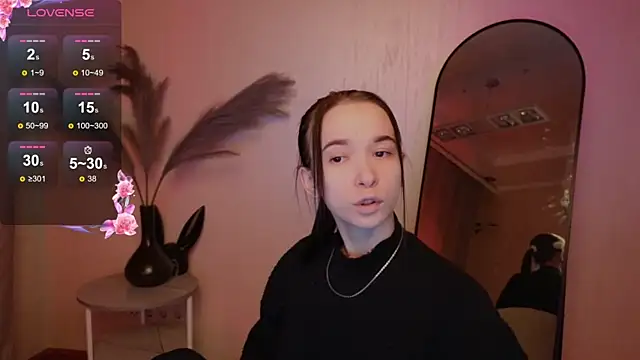 LilithStrangfor online show from March 19, 11:25 pm