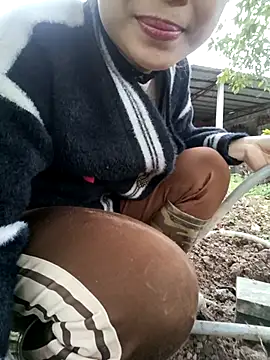 Snapshot of Fuckmehard2xx chatting on March 1, 9:18 am Fuckmehard2xx online show from March 1, 9:18 am