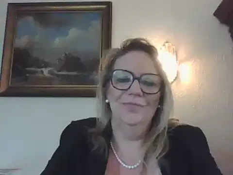 Snapshot of Silkesquirt chatting on January 15, 11:10 am Silkesquirt online show from January 15, 11:10 am