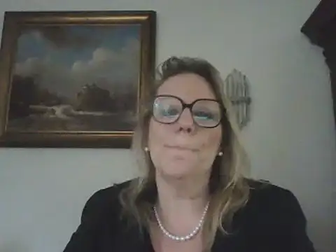 Snapshot of Silkesquirt chatting on January 15, 2:35 pm Silkesquirt online show from January 15, 2:35 pm