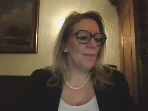 Snapshot of Silkesquirt chatting on January 22, 7:03 am Silkesquirt online show from January 22, 7:03 am