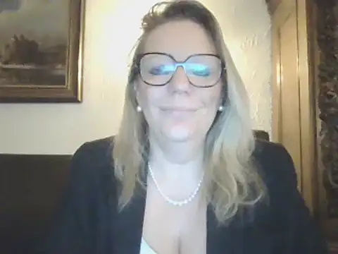 Snapshot of Silkesquirt chatting on January 24, 7:51 am Silkesquirt online show from January 24, 7:51 am