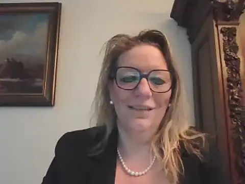 Snapshot of Silkesquirt chatting on February 20, 7:34 am Silkesquirt online show from February 20, 7:34 am