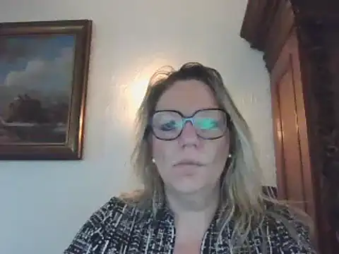 Snapshot of Silkesquirt chatting on February 24, 7:55 am Silkesquirt online show from February 24, 7:55 am