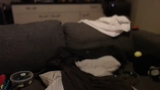 Snapshot of P4RtYBOII92 chatting on September 19, 4:03 am P4RtYBOII92 online show from September 19, 4:03 am