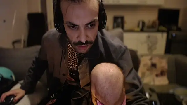 Snapshot of P4RtYBOII92 chatting on September 20, 1:50 am P4RtYBOII92 online show from September 20, 1:50 am