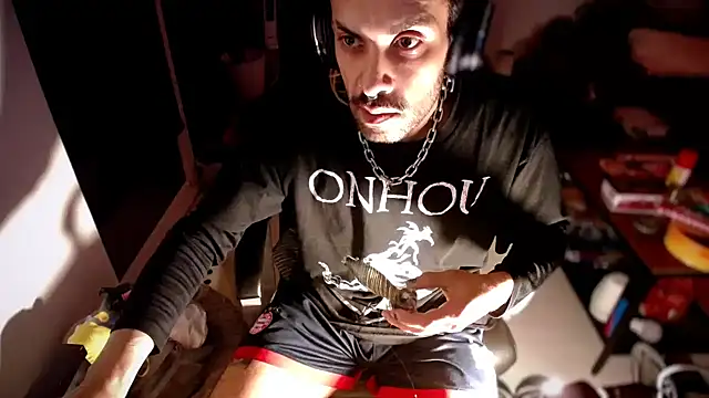 Snapshot of P4RtYBOII92 chatting on October 12, 9:58 pm P4RtYBOII92 online show from October 12, 9:58 pm