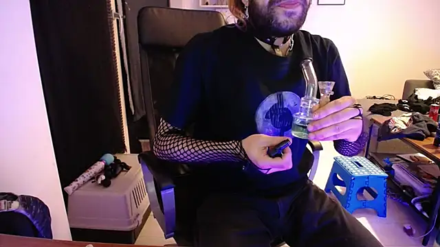 Snapshot of P4RtYBOII92 chatting on November 5, 12:54 am P4RtYBOII92 online show from November 5, 12:54 am