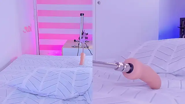 pamela cm online show from March 1, 11:06 am