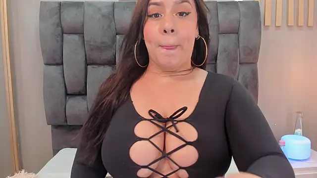 mariaa fernanda online show from September 10, 4:01 am