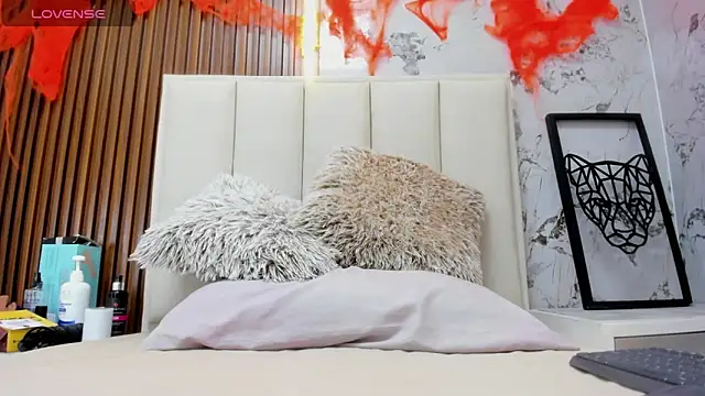 LINASTARK online show from November 1, 3:08 am