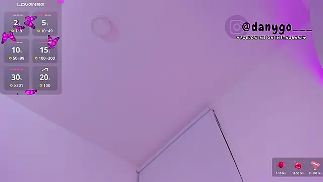 Snapshot of ZarianaEvanz chatting on October 25, 11:32 pm ZarianaEvanz online show from October 25, 11:32 pm