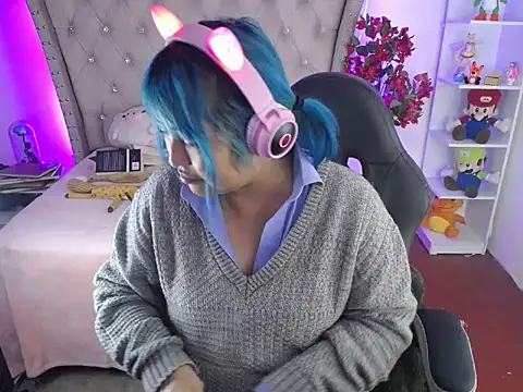 Shaddycute  online show from February 21, 4:18 am