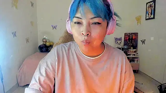 Shaddycute  online show from September 22, 4:53 pm