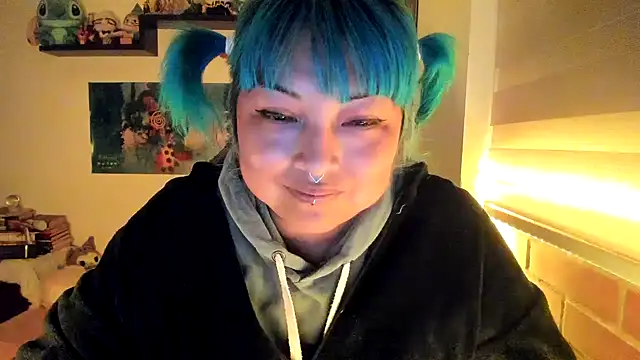 Shaddycute  online show from February 5, 12:26 am