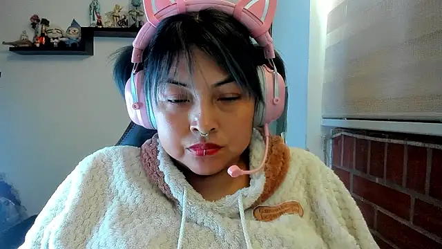 Shaddycute  online show from May 20, 3:07 pm