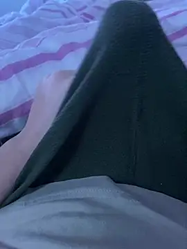 Snapshot of YourDaddy18769 chatting on January 17, 12:53 am YourDaddy18769 online show from January 17, 12:53 am