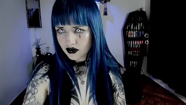 Snapshot of DimmuandDarkness chatting on July 23, 1:58 am DimmuandDarkness online show from July 23, 1:58 am