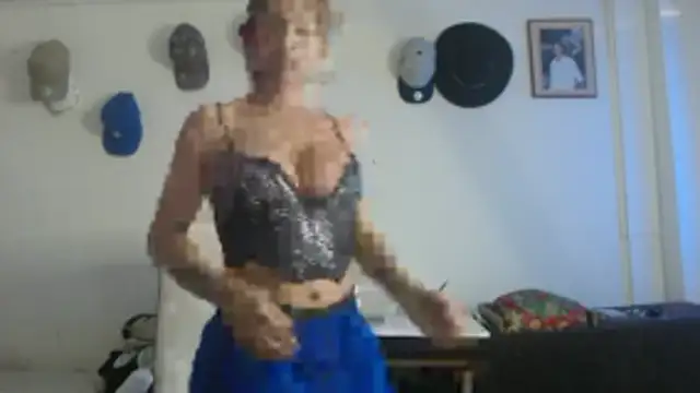 Snapshot of Antonella_borja chatting on December 21, 7:43 pm Antonella borja online show from December 21, 7:43 pm